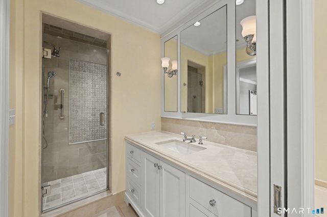 25 West Elm Street 37, Greenwich, CT 06830