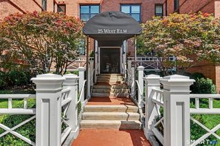 25 West Elm Street 37, Greenwich, CT 06830