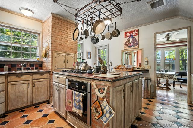 640 W 14th Street, Tulsa, OK 74127