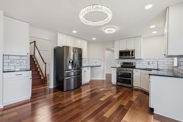 2243 Sun Valley Drive, Ann Arbor, MI 48108