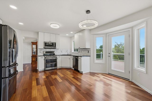 2243 Sun Valley Drive, Ann Arbor, MI 48108