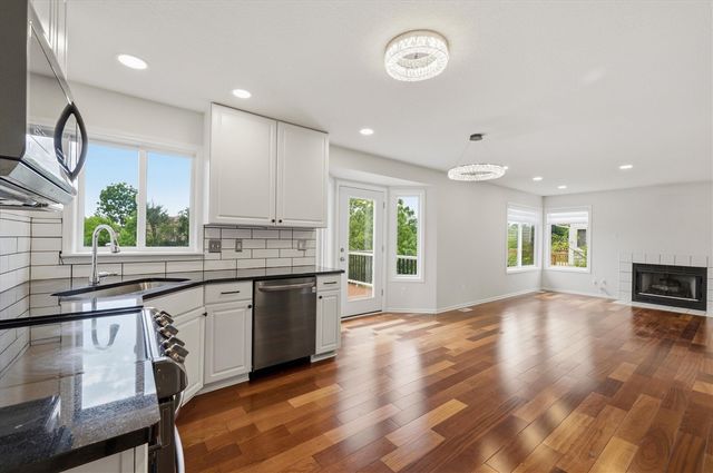 2243 Sun Valley Drive, Ann Arbor, MI 48108