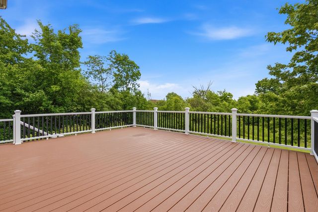 2243 Sun Valley Drive, Ann Arbor, MI 48108
