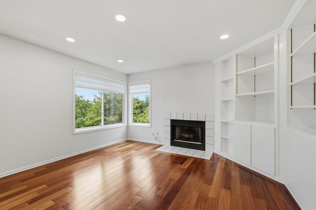 2243 Sun Valley Drive, Ann Arbor, MI 48108