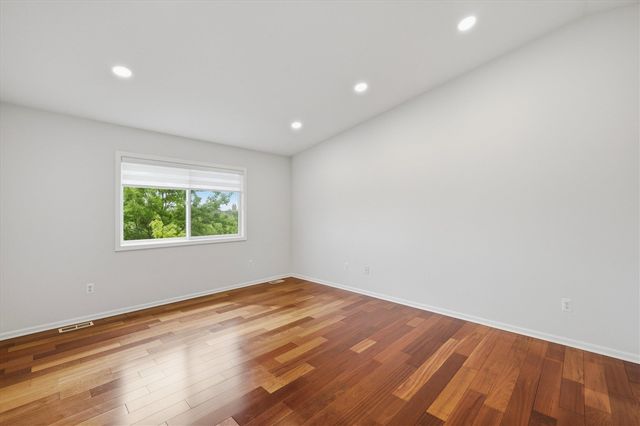 2243 Sun Valley Drive, Ann Arbor, MI 48108