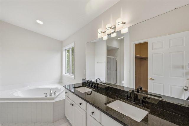 2243 Sun Valley Drive, Ann Arbor, MI 48108