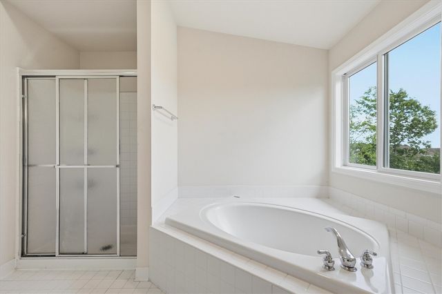 2243 Sun Valley Drive, Ann Arbor, MI 48108