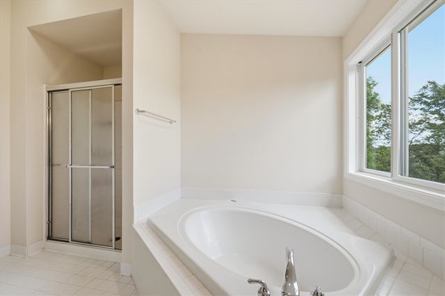 2243 Sun Valley Drive, Ann Arbor, MI 48108