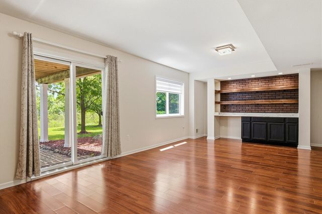 2243 Sun Valley Drive, Ann Arbor, MI 48108