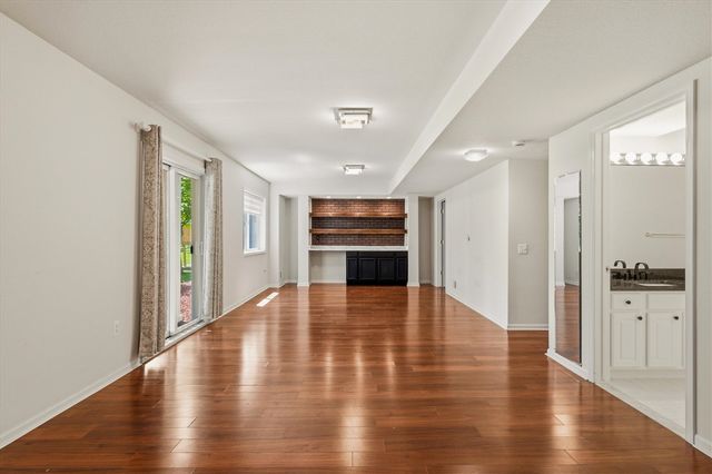 2243 Sun Valley Drive, Ann Arbor, MI 48108