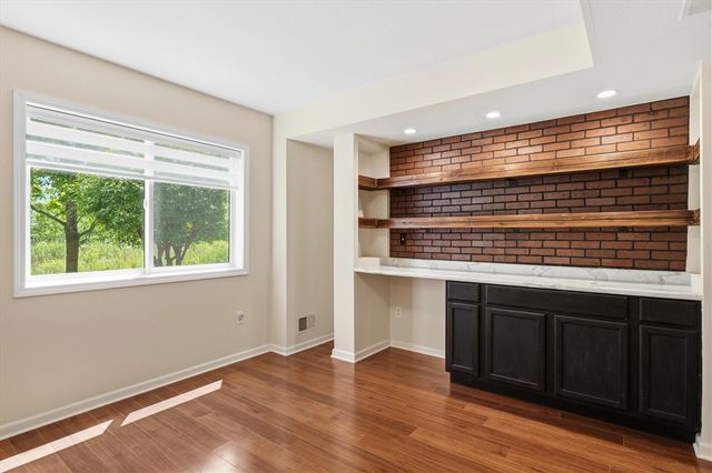 2243 Sun Valley Drive, Ann Arbor, MI 48108