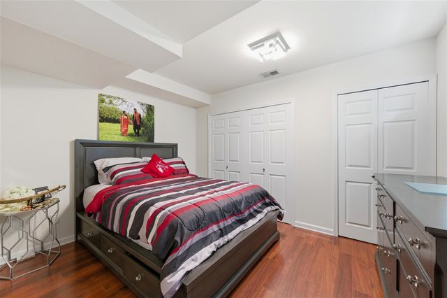 2243 Sun Valley Drive, Ann Arbor, MI 48108