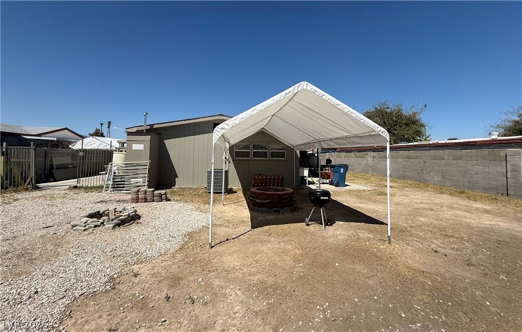 148 Sir Thomas Drive, Las Vegas, NV 89110 — photo 4