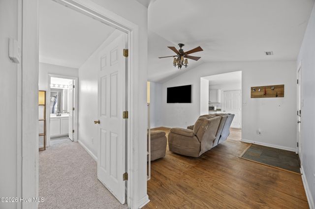 111 Marcil Lane, Hampstead, NC 28443