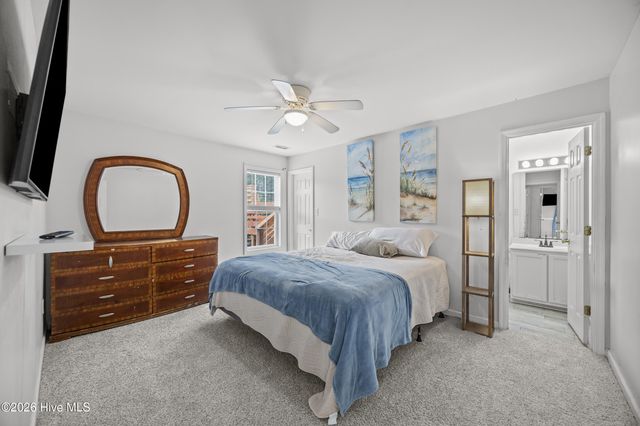 111 Marcil Lane, Hampstead, NC 28443