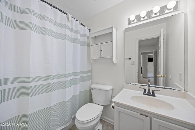 111 Marcil Lane, Hampstead, NC 28443