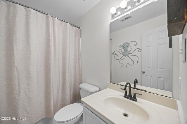 111 Marcil Lane, Hampstead, NC 28443