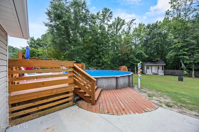 111 Marcil Lane, Hampstead, NC 28443