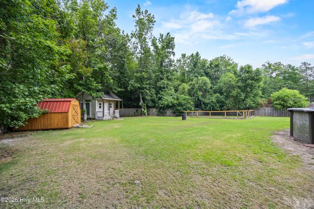 111 Marcil Lane, Hampstead, NC 28443