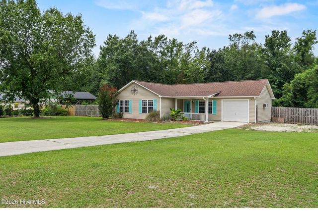 111 Marcil Lane, Hampstead, NC 28443