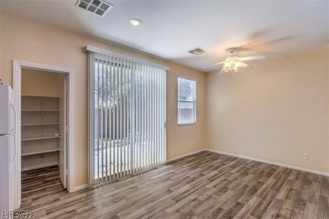 8104 Roundup Ridge Street, Las Vegas, NV 89131