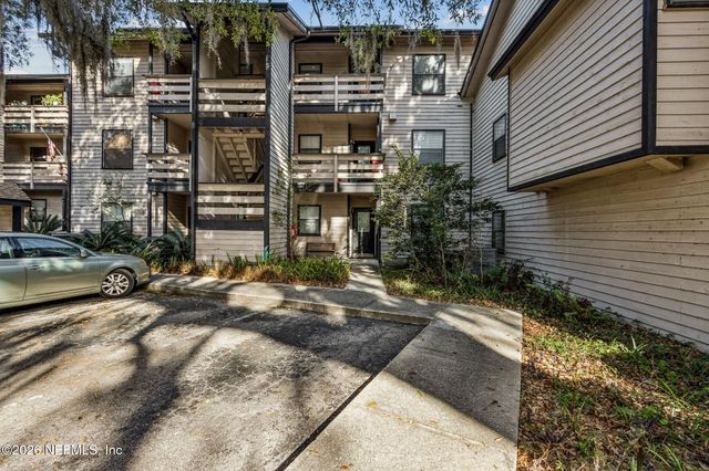 1604 ARCADIA Drive 105, Jacksonville, FL 32207