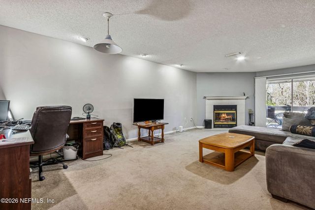 1604 ARCADIA Drive 105, Jacksonville, FL 32207