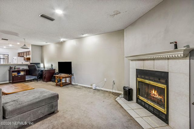 1604 ARCADIA Drive 105, Jacksonville, FL 32207