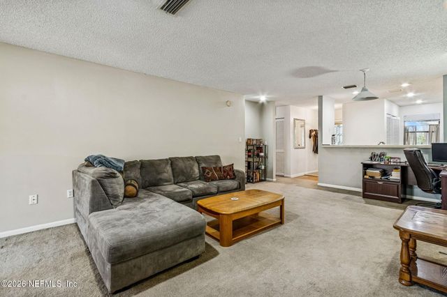 1604 ARCADIA Drive 105, Jacksonville, FL 32207