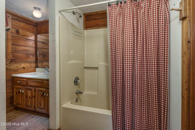 525 Beaver Ridge Road, Murphy, NC 28906