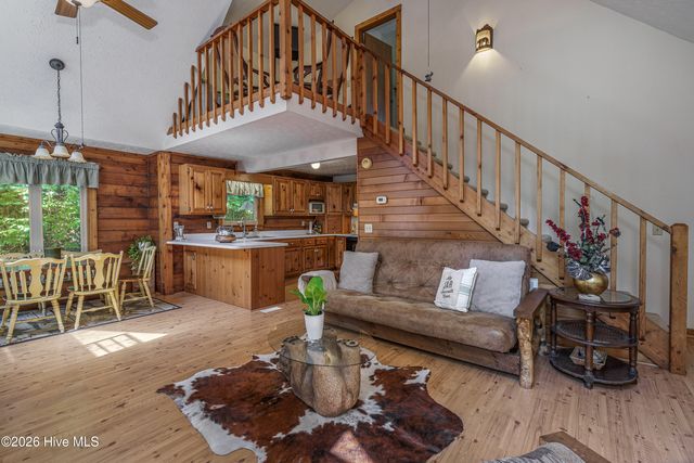 525 Beaver Ridge Road, Murphy, NC 28906