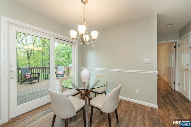 5 Robin Hill Road, North Caldwell, NJ 07006