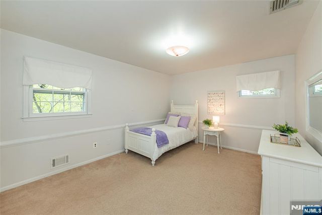 5 Robin Hill Road, North Caldwell, NJ 07006
