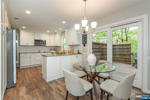 5 Robin Hill Road, North Caldwell, NJ 07006