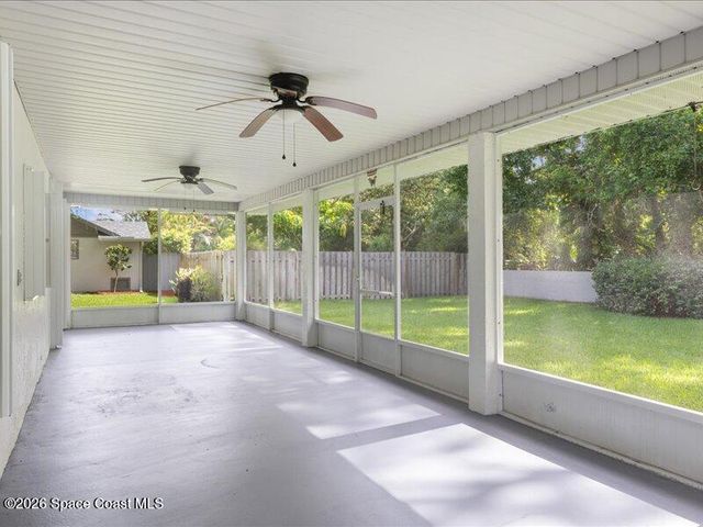 578 Lake Ashley Circle, West Melbourne, FL 32904