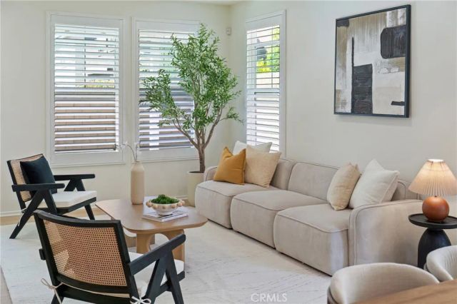 141 Fieldwood, Irvine, CA 92618
