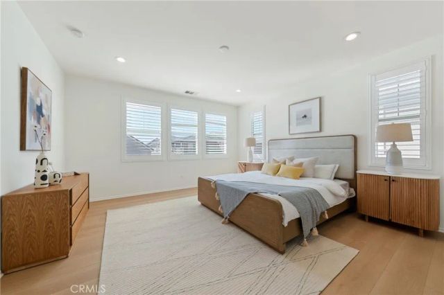 141 Fieldwood, Irvine, CA 92618