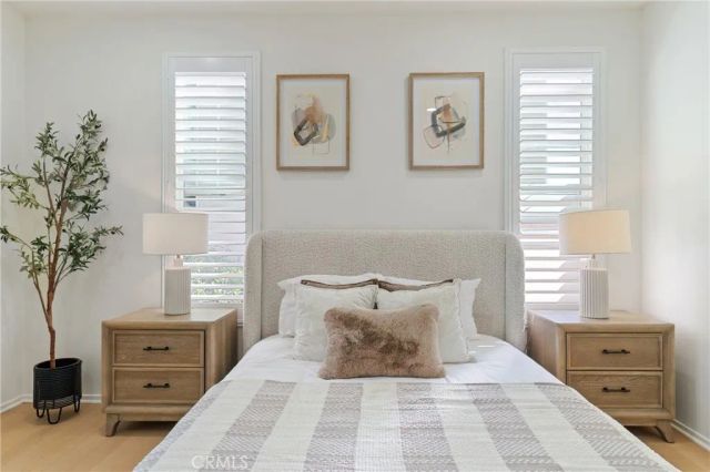 141 Fieldwood, Irvine, CA 92618