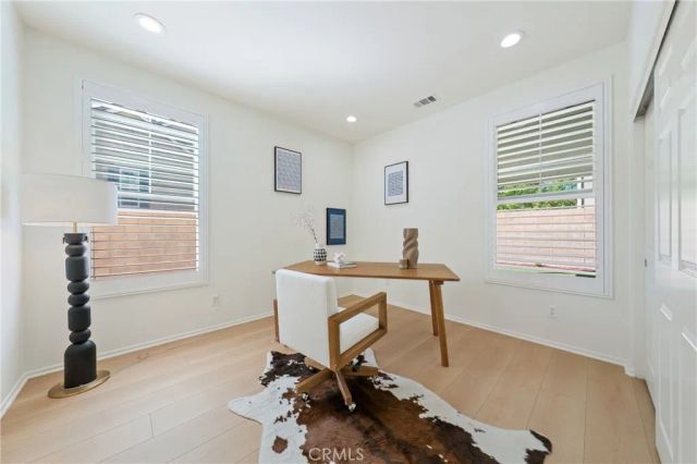 141 Fieldwood, Irvine, CA 92618