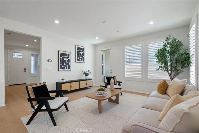 141 Fieldwood, Irvine, CA 92618