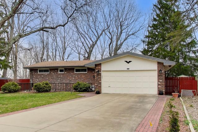 4749 S Cedar Trail, Stevensville, MI 49127