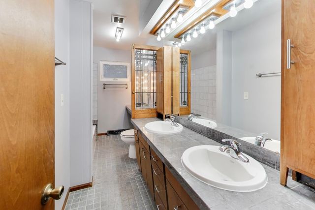 4749 S Cedar Trail, Stevensville, MI 49127