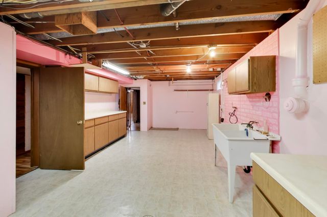 4749 S Cedar Trail, Stevensville, MI 49127