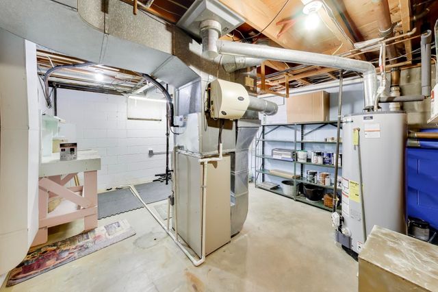 4749 S Cedar Trail, Stevensville, MI 49127