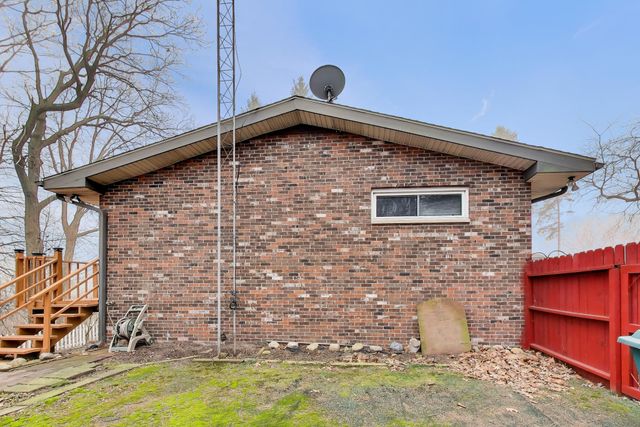 4749 S Cedar Trail, Stevensville, MI 49127