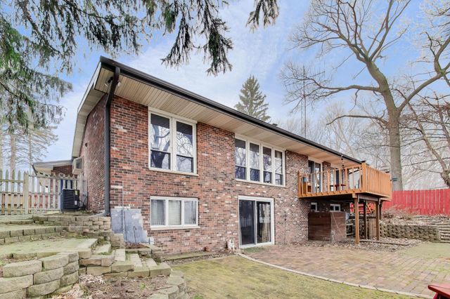 4749 S Cedar Trail, Stevensville, MI 49127