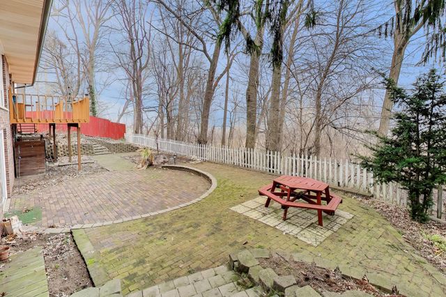 4749 S Cedar Trail, Stevensville, MI 49127