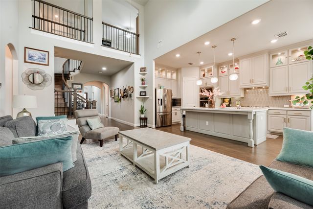 718 Waterbrook Parkway, Argyle, TX 76226