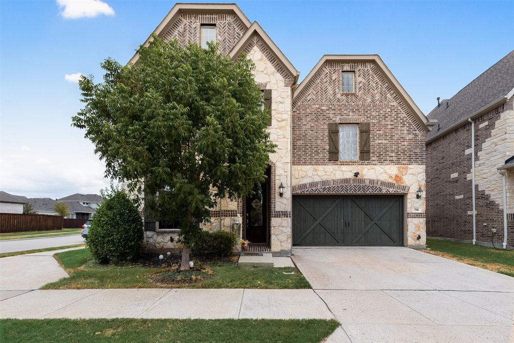 718 Waterbrook Parkway, Argyle, TX 76226
