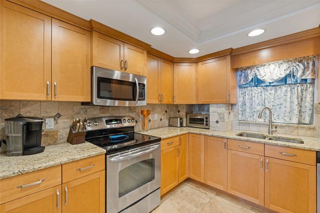 4950 GULF BOULEVARD 605, St Pete Beach, FL 33706